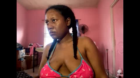 Snapshot of eirondra_valeen chatting on 03-10-26, 10:53 Eirondra Valeen online show from 03-10-26, 10:53