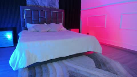 Eiryn Raven online show from 04-09-26, 11:59