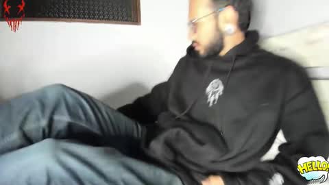 eithan_rune online show from 01-12-26, 08:19