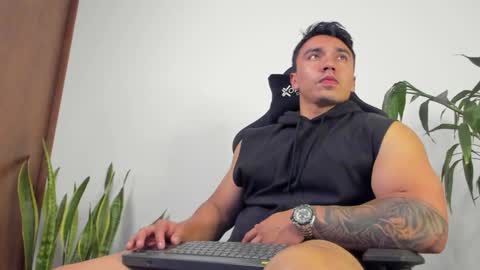 EITHAN CONOR online show from 09-24-25, 03:10