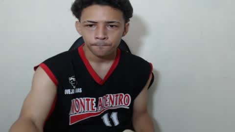 Instagram BelowAbajo online show from 04-22-26, 02:14
