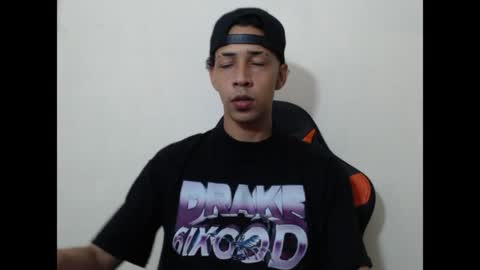 Instagram BelowAbajo online show from 05-08-26, 02:50