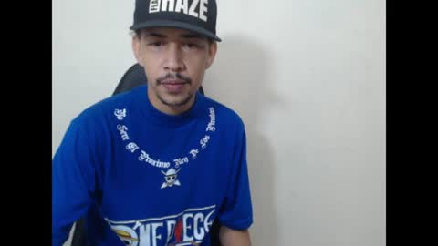 Instagram BelowAbajo online show from 07-12-26, 02:35