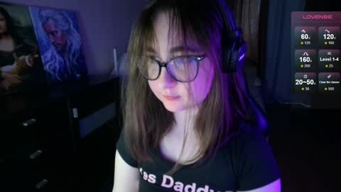 Snapshot of el_sweety chatting on 12-20-24, 01:22 If you like it when I meow give me a thumbs up online show from 12-20-24, 01:22