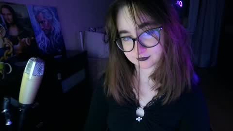Snapshot of el_sweety chatting on 01-20-25, 04:34 If you like it when I meow give me a thumbs up online show from 01-20-25, 04:34