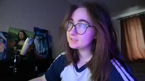 Snapshot of el_sweety chatting on 02-28-25, 09:15 If you like it when I meow give me a thumbs up online show from 02-28-25, 09:15