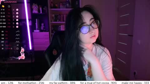 If you like it when I meow give me a thumbs up online show from 05-04-26, 10:33