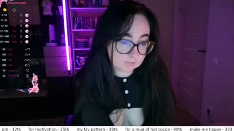 If you like it when I meow give me a thumbs up online show from 06-18-26, 11:58