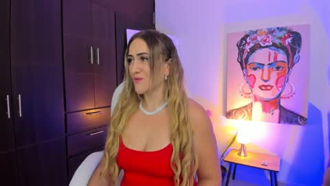 Snapshot of ela_ps chatting on 12-17-24, 12:00 LOREIN online show from 12-17-24, 12:00