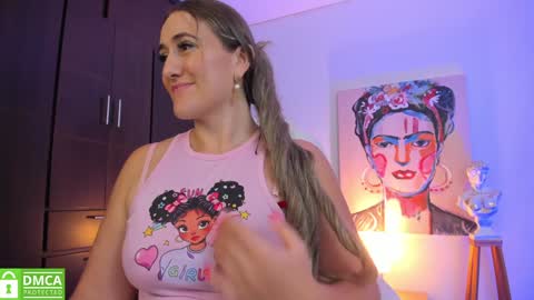 Snapshot of ela_ps chatting on 02-01-25, 02:45 LOREIN online show from 02-01-25, 02:45
