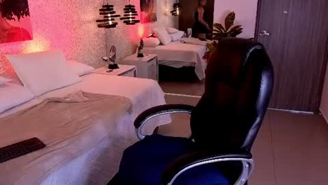 LOREIN online show from 07-25-26, 12:03