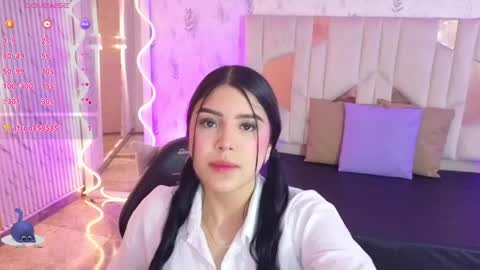 ela_tay1 online show from 04-02-26, 05:21