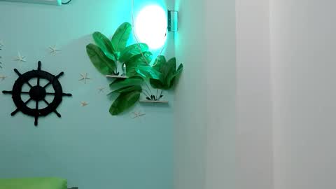 Snapshot of eladyrous98 chatting on 11-02-25, 07:33 ladi online show from 11-02-25, 07:33