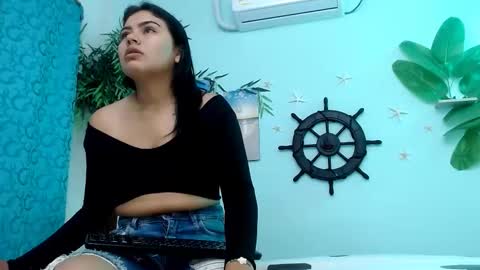 Snapshot of eladyrous98 chatting on 11-22-25, 08:02 ladi online show from 11-22-25, 08:02