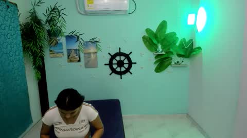 Snapshot of eladyrous98 chatting on 11-30-25, 07:01 ladi online show from 11-30-25, 07:01