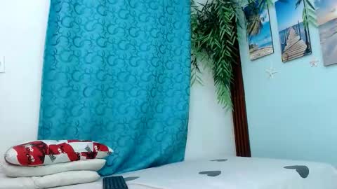 Snapshot of eladyrous98 chatting on 12-03-25, 02:37 ladi online show from 12-03-25, 02:37