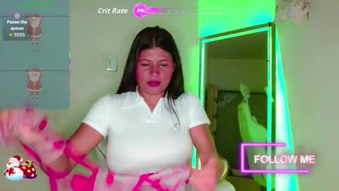 Snapshot of elahia__marquez chatting on 12-03-25, 02:52 Elahia online show from 12-03-25, 02:52