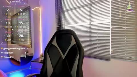 Snapshot of elaia_muller chatting on 12-03-24, 06:17 Elaia online show from 12-03-24, 06:17