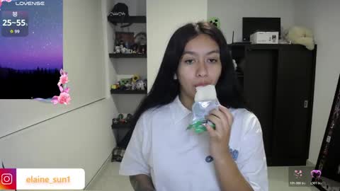 Elaine eli online show from 05-02-26, 01:21
