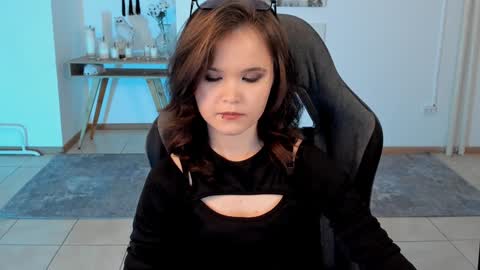 Snapshot of elainebeness chatting on 02-01-25, 01:34 Your sweet girl online show from 02-01-25, 01:34