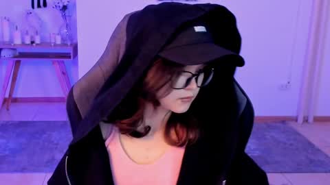 Snapshot of elainebeness chatting on 02-02-25, 01:45 Your sweet girl online show from 02-02-25, 01:45