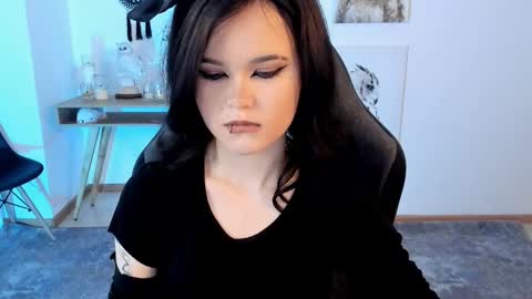 Snapshot of elainebeness chatting on 02-26-25, 07:27 Your sweet girl online show from 02-26-25, 07:27