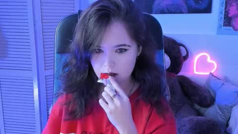 Snapshot of elainebeness chatting on 09-10-25, 07:36 Your sweet girl online show from 09-10-25, 07:36