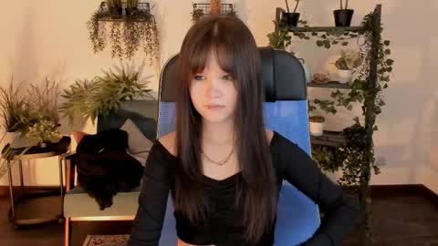 Snapshot of elainebeness chatting on 02-04-26, 07:31 Your sweet girl online show from 02-04-26, 07:31