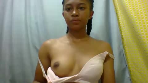 Snapshot of elaliealdy chatting on 02-05-26, 08:52 elaliealdy online show from 02-05-26, 08:52
