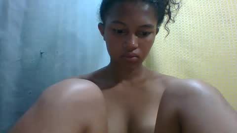 Snapshot of elaliealdy chatting on 02-17-26, 07:27 elaliealdy online show from 02-17-26, 07:27