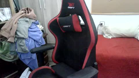 elamordeyuli online show from 04-28-26, 01:27