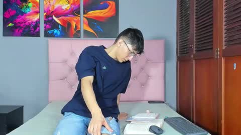 Elan Giralon online show from 02-01-26, 12:31