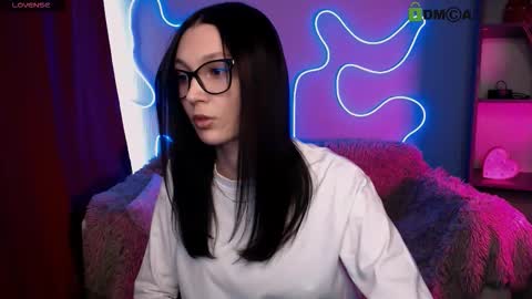 Snapshot of elani_grey chatting on 03-02-26, 11:28 elani online show from 03-02-26, 11:28