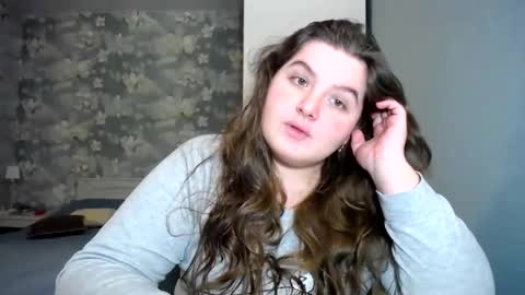 Elanis online show from 12-22-24, 05:53