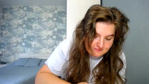 Snapshot of elanis_blair chatting on 07-03-26, 01:50 Elanis online show from 07-03-26, 01:50