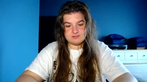 Snapshot of elanis_blair chatting on 07-21-26, 09:11 Elanis online show from 07-21-26, 09:11