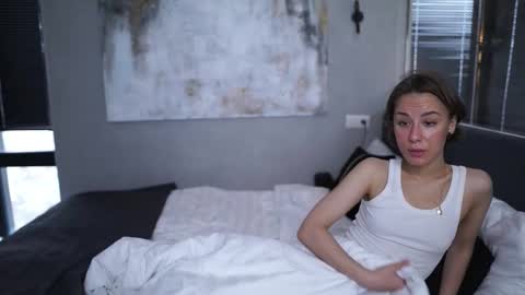 ELA 3 online show from 10-31-25, 06:14