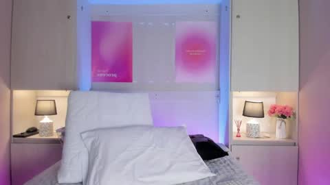 elarey_ online show from 05-17-26, 12:01