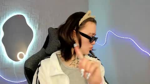 elastikiss online show from 03-13-26, 04:52