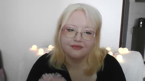 elayne_sweet online show from 03-23-26, 08:07