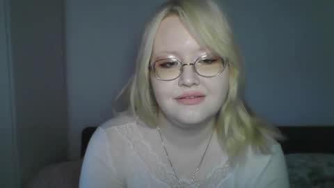 elayne_sweet online show from 04-29-26, 06:06