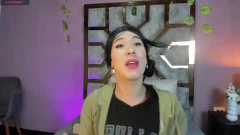Snapshot of electra_gosselin chatting on 06-25-26, 01:05 electra_gosselin online show from 06-25-26, 01:05