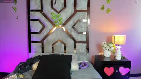 Snapshot of electra_gosselin chatting on 06-26-26, 09:30 electra_gosselin online show from 06-26-26, 09:30