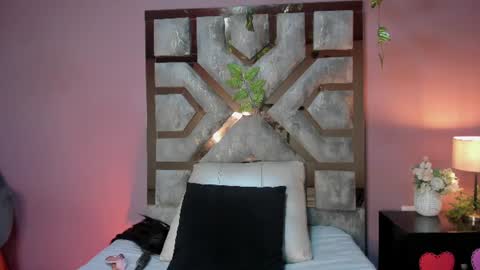 Snapshot of electra_gosselin chatting on 07-17-26, 01:12 electra_gosselin online show from 07-17-26, 01:12