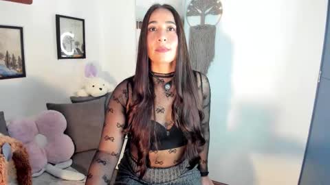 Snapshot of electra_hunt chatting on 03-11-26, 01:22 Electra- Please help me reach 100 likes online show from 03-11-26, 01:22