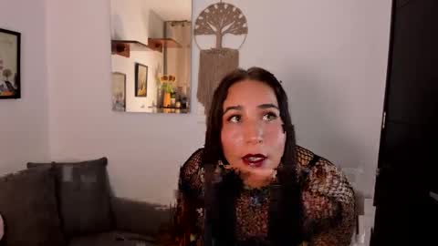 Electra- Please help me reach 100 likes online show from 04-29-26, 12:48