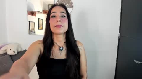Snapshot of electra_hunt chatting on 06-16-26, 12:13 Electra- Please help me reach 100 likes online show from 06-16-26, 12:13