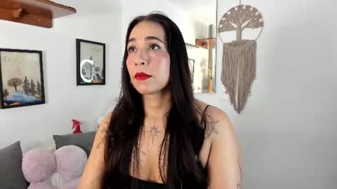 Snapshot of electra_hunt chatting on 07-05-26, 01:45 Electra- Please help me reach 100 likes online show from 07-05-26, 01:45