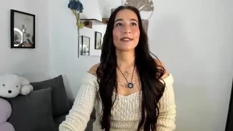 Snapshot of electra_hunt chatting on 07-18-26, 01:54 Electra- Please help me reach 100 likes online show from 07-18-26, 01:54