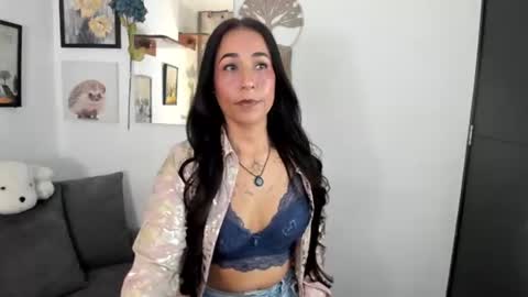 Snapshot of electra_hunt chatting on 07-29-26, 12:42 Electra- Please help me reach 100 likes online show from 07-29-26, 12:42